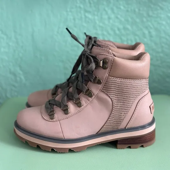 NWT Sorel Lennox Waterproof Hiking Boots in Canoe Stone Green