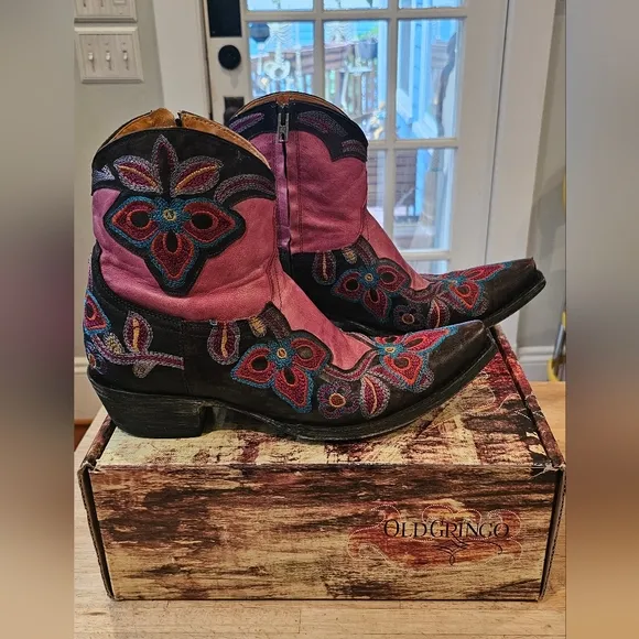 Old Gringo Marrionezipper Chocolate/Purple Floral Embroidered Snip Toe Boots