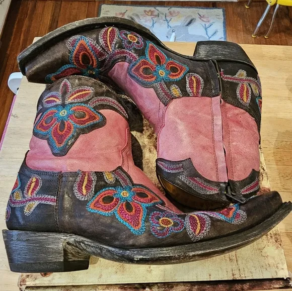 Old Gringo Marrionezipper Chocolate/Purple Floral Embroidered Snip Toe Boots