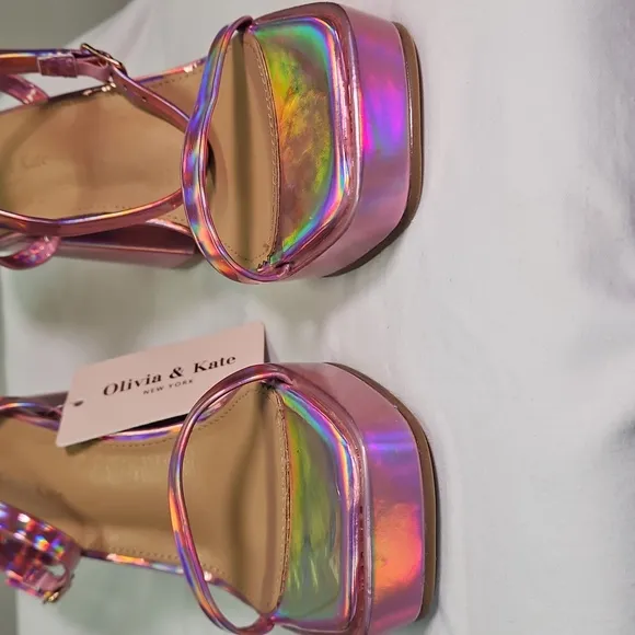 Olivia &amp; Kate NWT Irridescent Pink Women's Sandals