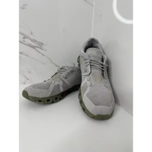 On Cloud 5 Shoes Mens Glacier Gray Running Athletic Gym Sneakers Trainers 10.5