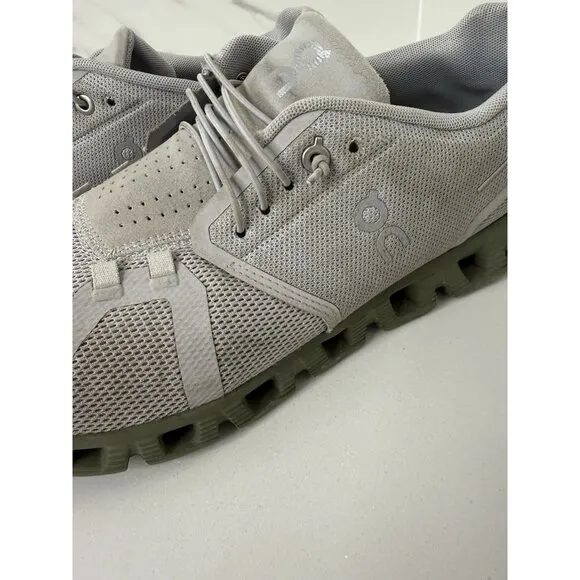 On Cloud 5 Shoes Mens Glacier Gray Running Athletic Gym Sneakers Trainers 10.5