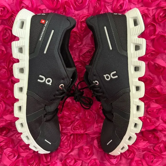 ON-RUNNING Cloud 5 logo-embossed mesh trainers