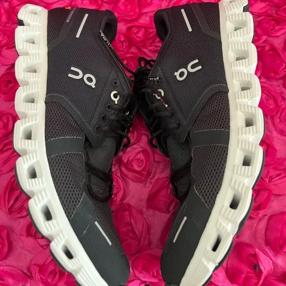 ON-RUNNING Cloud 5 logo-embossed mesh trainers