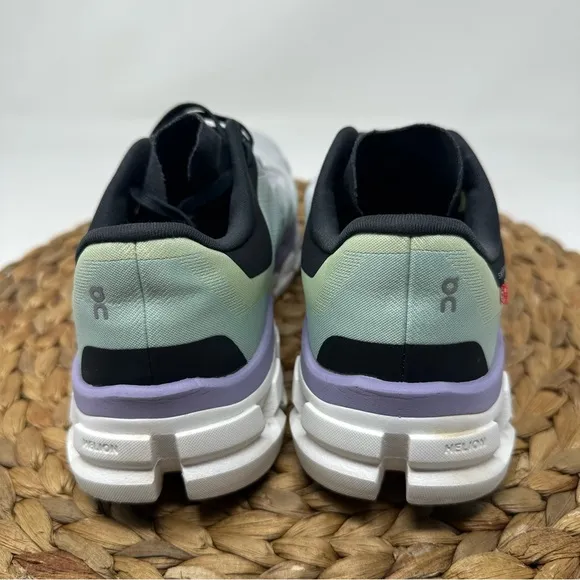 On Running Cloudflow 4 Running Shoes Fade Wisteria Size 6 Women's