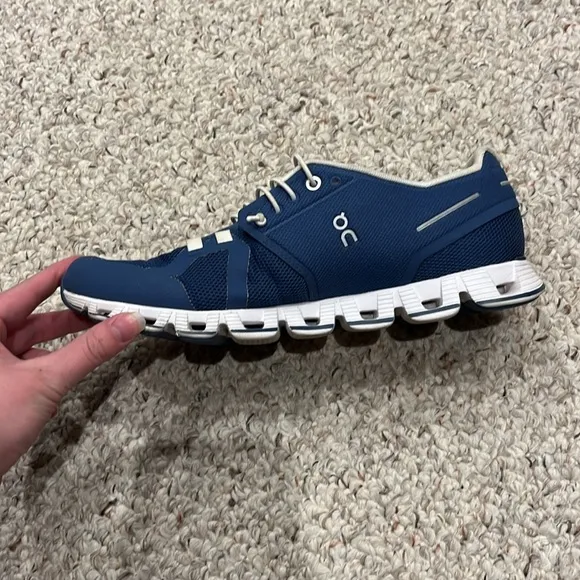 On Running Women's Cloud 2.0 Blue Athletic Shoes Sz 9.5 Workout Active