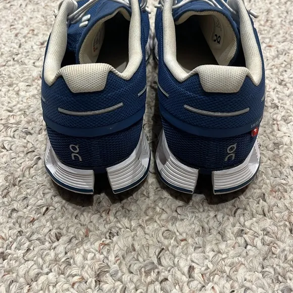 On Running Women's Cloud 2.0 Blue Athletic Shoes Sz 9.5 Workout Active