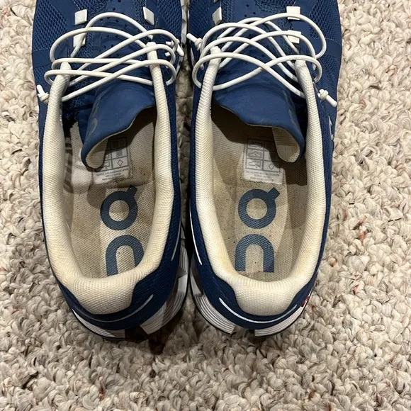 On Running Women's Cloud 2.0 Blue Athletic Shoes Sz 9.5 Workout Active