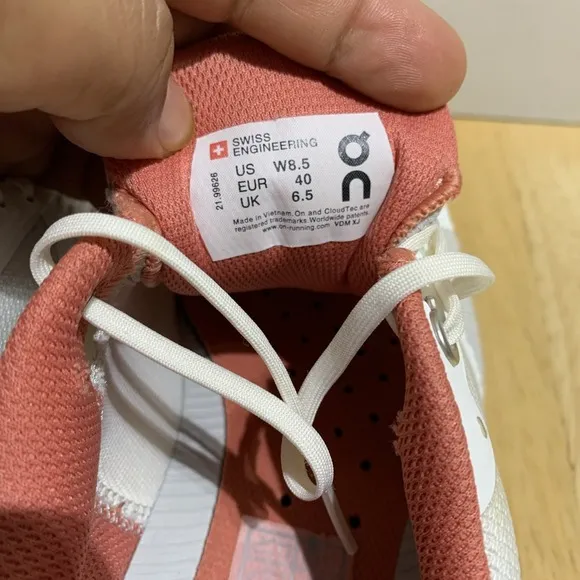 On Women's Cloudflyer Running Shoes, Size 8.5W White Pink/Peach