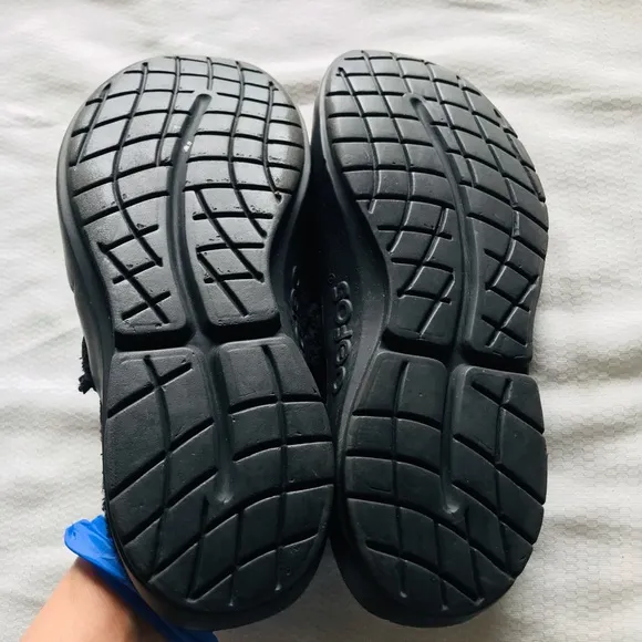 OOFOS Cozy Black Kids Shoes