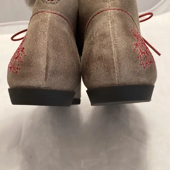 Otbt Lace up Chukka boots
