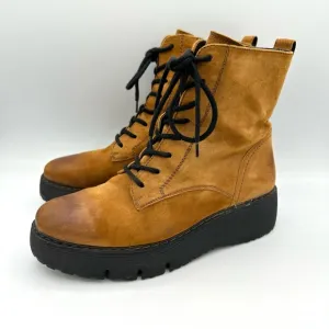 Paul Green Gianna Cognac Suede Boots chunky platform sole lace up lightweight