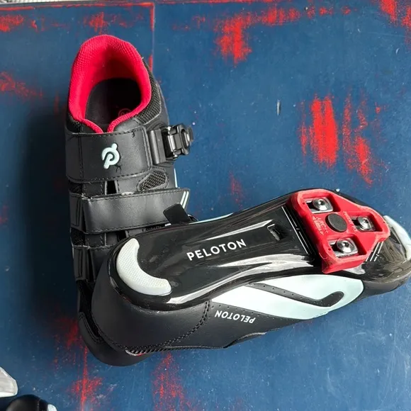 Peloton Cycling Shoes (EUC)