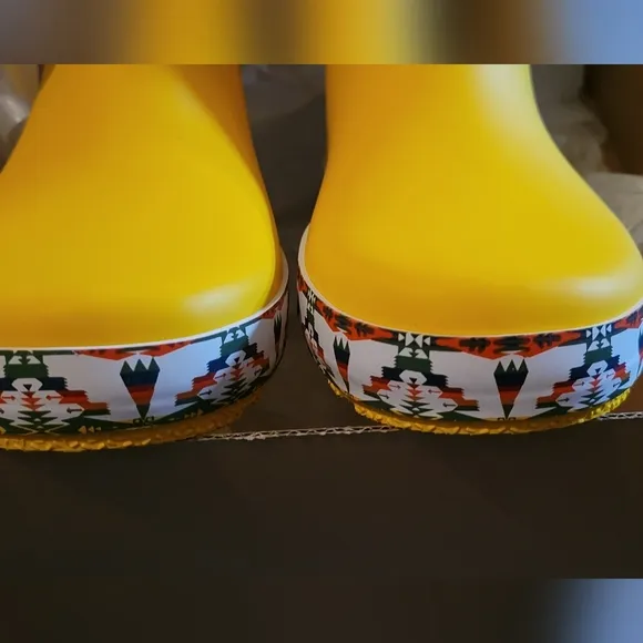Pendleton TUCSON Mid Boot Outdoor Rain Boots Yellow Native American Inspired NIB