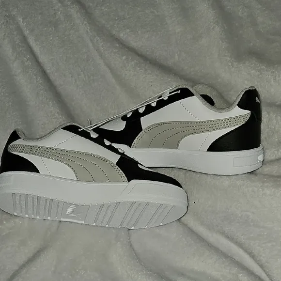 Puma Kids Black White Gray Court Sneakers Casual Sporty Low-Top Design Size 12