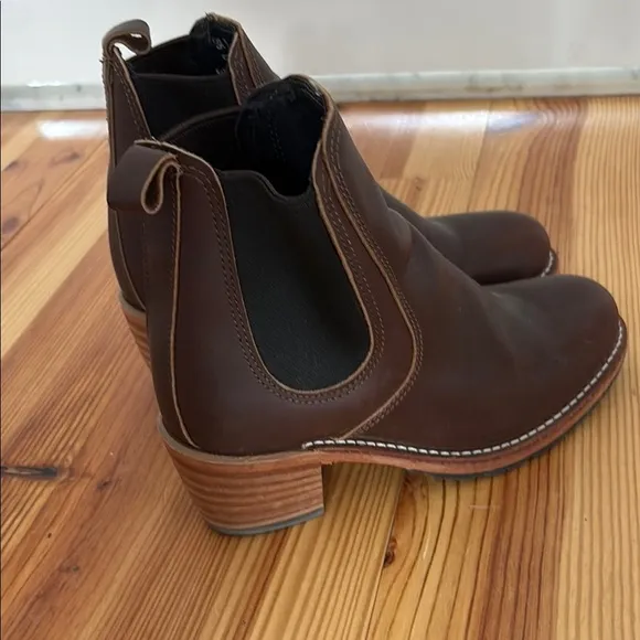 Red Wings HARRIET style 3392 Ankle leather Boots size 8.5 B