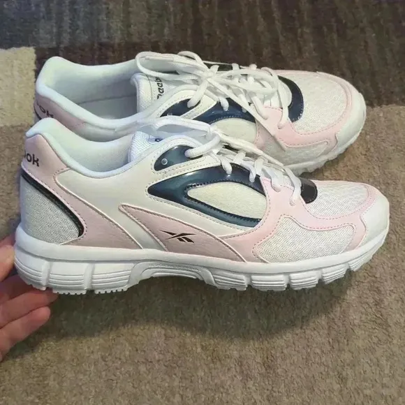 Reebok Womens Royal Run Finish 2 Mesh Track Running Shoes