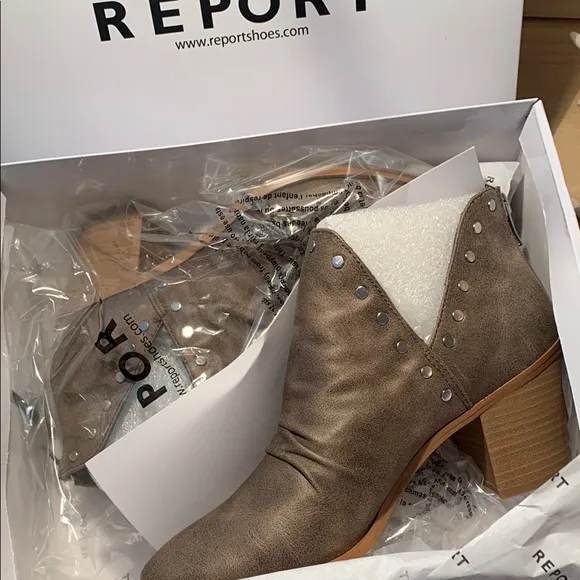 Report Women's Brown Ankle Boots
