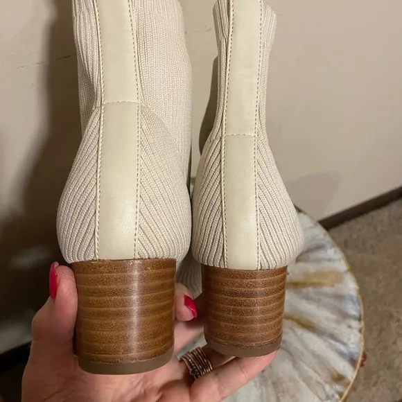 Ribbed Knit Stretch Sock Boots in Cream