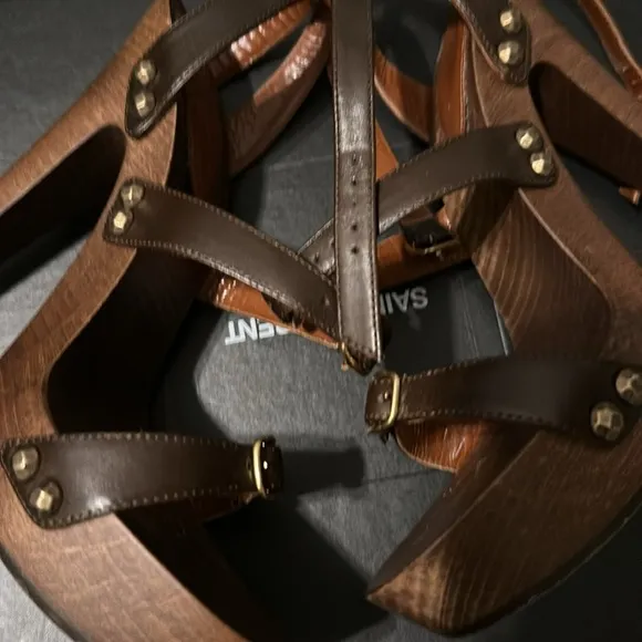 Saint Laurent Women's Brown Sandals