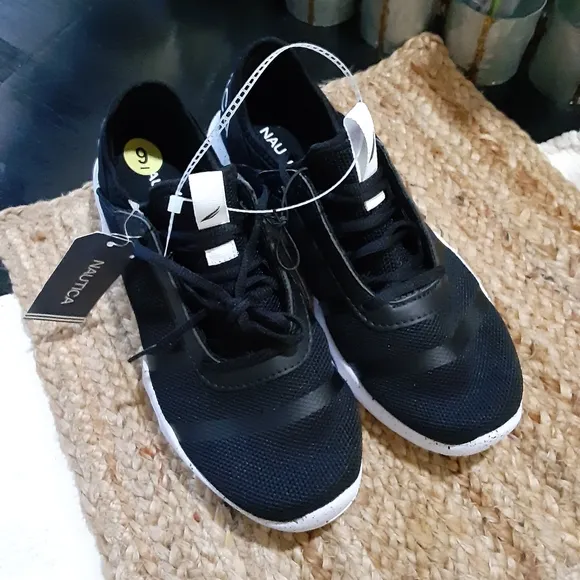 Sale! Women's Nautica sneakers black white