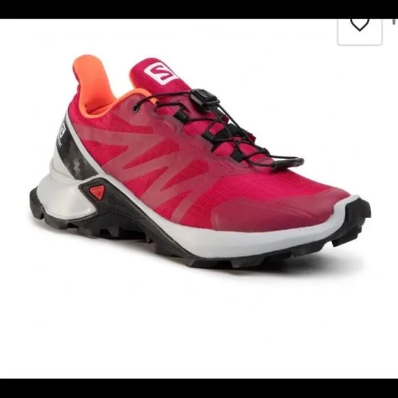 SALOMON men’s hiking shoes
