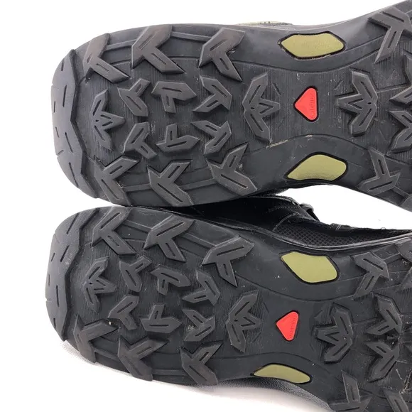 Salomon Pathfinder Outdoor Hiking Shoes 10.5
