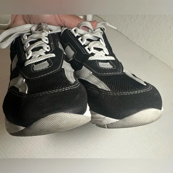 SAS Journey Mesh Women’s Size 11 S Black Silver Comfort Casual Walking Shoes