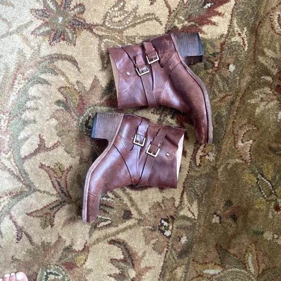 SIGERSON MORRISON Brown Leather Ankle Boots.