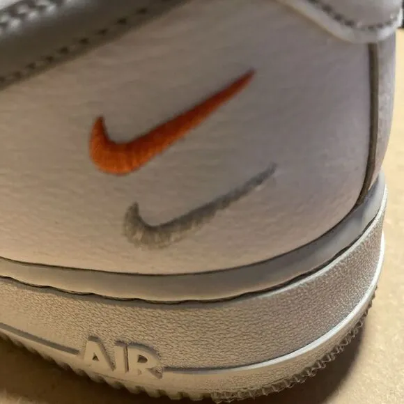 Size 10.5 -‎ Nike Air Force 1 '07 Double Swoosh - White Picante
