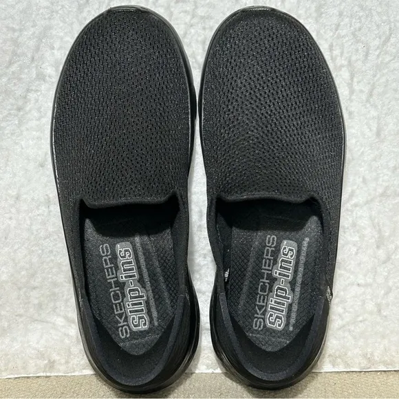 Skechers Womens Black Hands Free Slip Ins Casual Knit Slip On Sneaker Shoes SZ 7