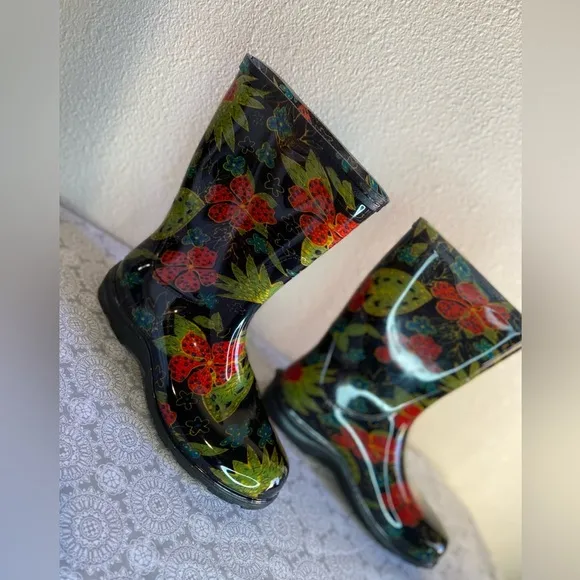 Sloggers~Fashion Floral~Waterproof~Rain &amp; Garden Boots w/Traction Control~Size 9