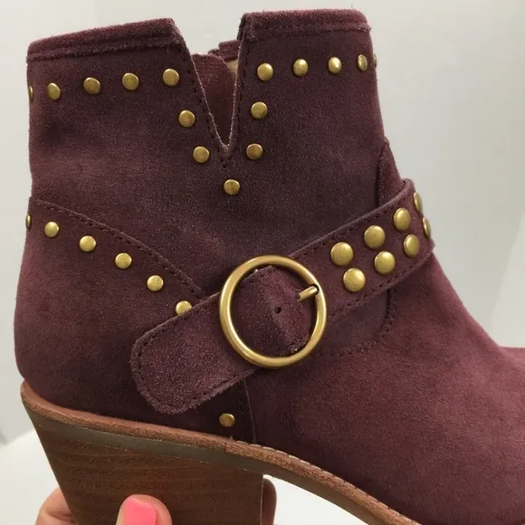 Sofft Allene II Boots Riveted Booties Size 7 Red Suede Leather