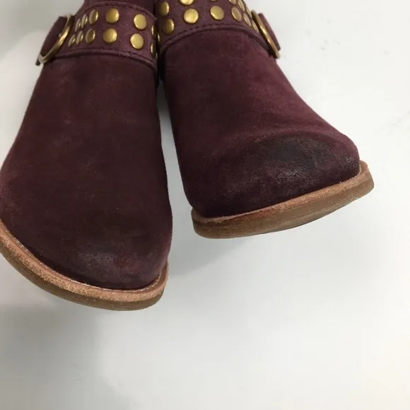 Sofft Allene II Boots Riveted Booties Size 7 Red Suede Leather