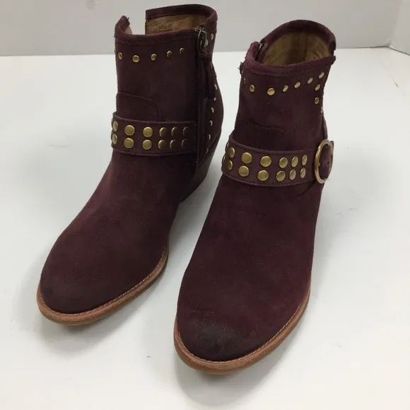 Sofft Allene II Boots Riveted Booties Size 7 Red Suede Leather