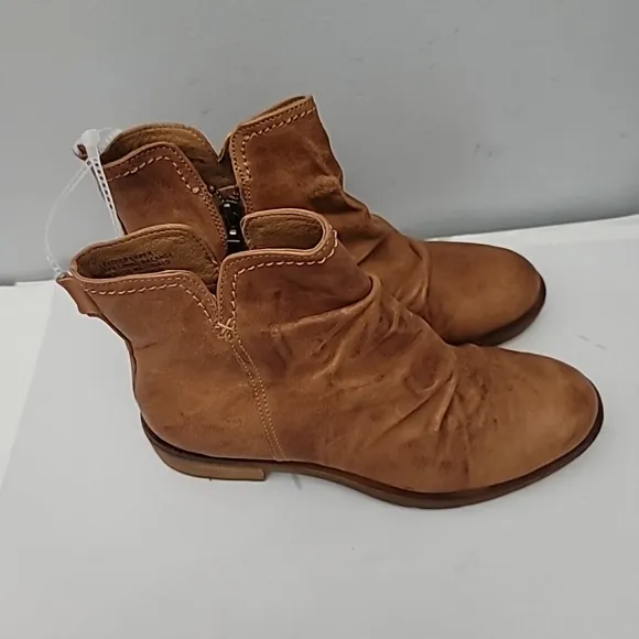 Sofft Beckie Boots