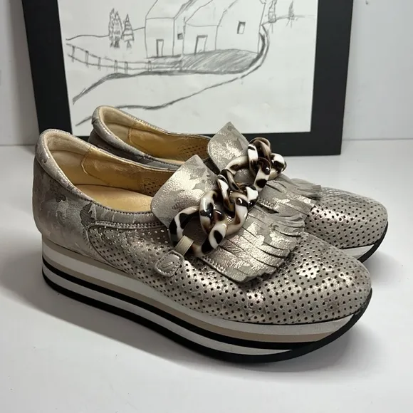 Softwaves Cadie Slip-On Shoe Khaki Camo Women’s Size