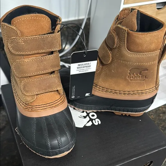 Sorel Cheyanne Boots Brown and Black