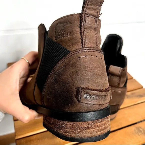 SOREL Emelie Waterproof Leather Chelsea Boots Size 9