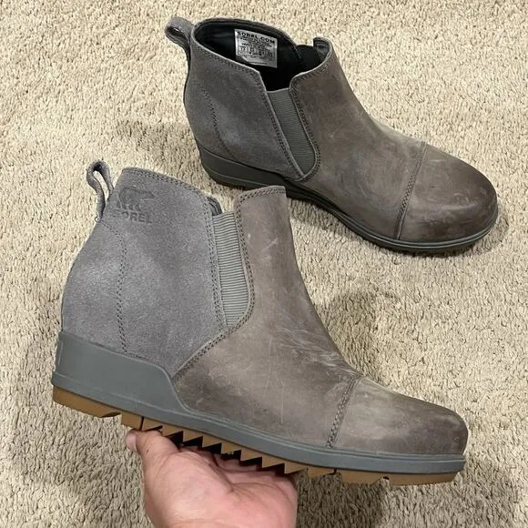 Sorel Evie II Leather Grey Wedge Ankle Boots Size 7.5 Outdoor Weatherproof