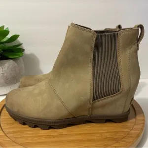 Sorel Joan of Arctic Wedge II Chelsea Boot Heeled Brown Platform Bootie Size 11