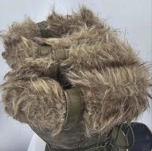 Sorel Joan of Arctic Winter Snow Boot Lace Up Faux Fur Cuff Trim Olive Green W 9