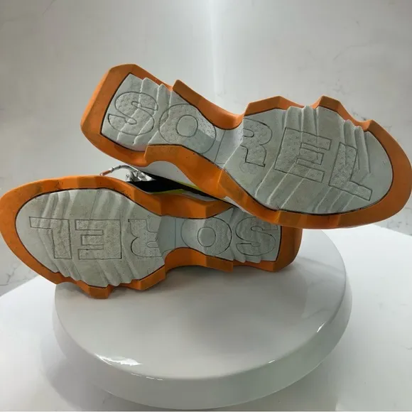 SOREL Kinetic Impact Sneaker - Women's Size 10