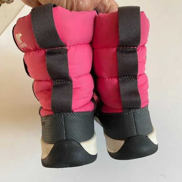 Sorel,  Whitney II Puffy Mid boot, in pink,  black,   white girl's size 13, EUC.