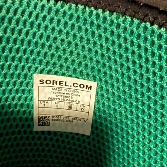 Sorel Women's Joan Of Arctic Black and Green Wedge Rain Boots