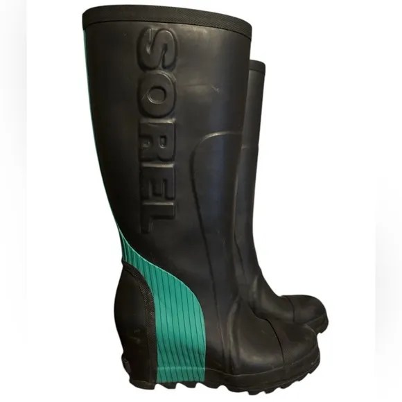 Sorel Women's Joan Of Arctic Black and Green Wedge Rain Boots