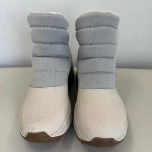 Spyder Hyland Women Boots in Lily‎ White Size 10M