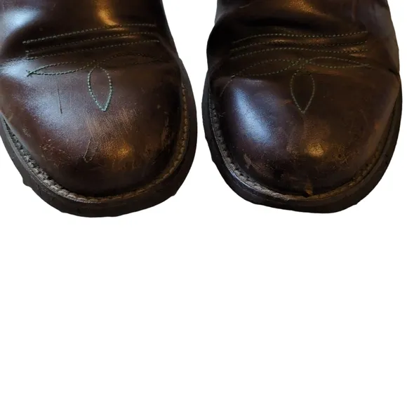 Step into Style and Comfort with the Ariat Delilah Western Boot size 8.5