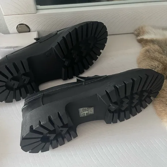 Steve Madden Shoes Never Worn