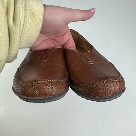 Taos Marvey Brown Leather Slip On Shoes Size 38